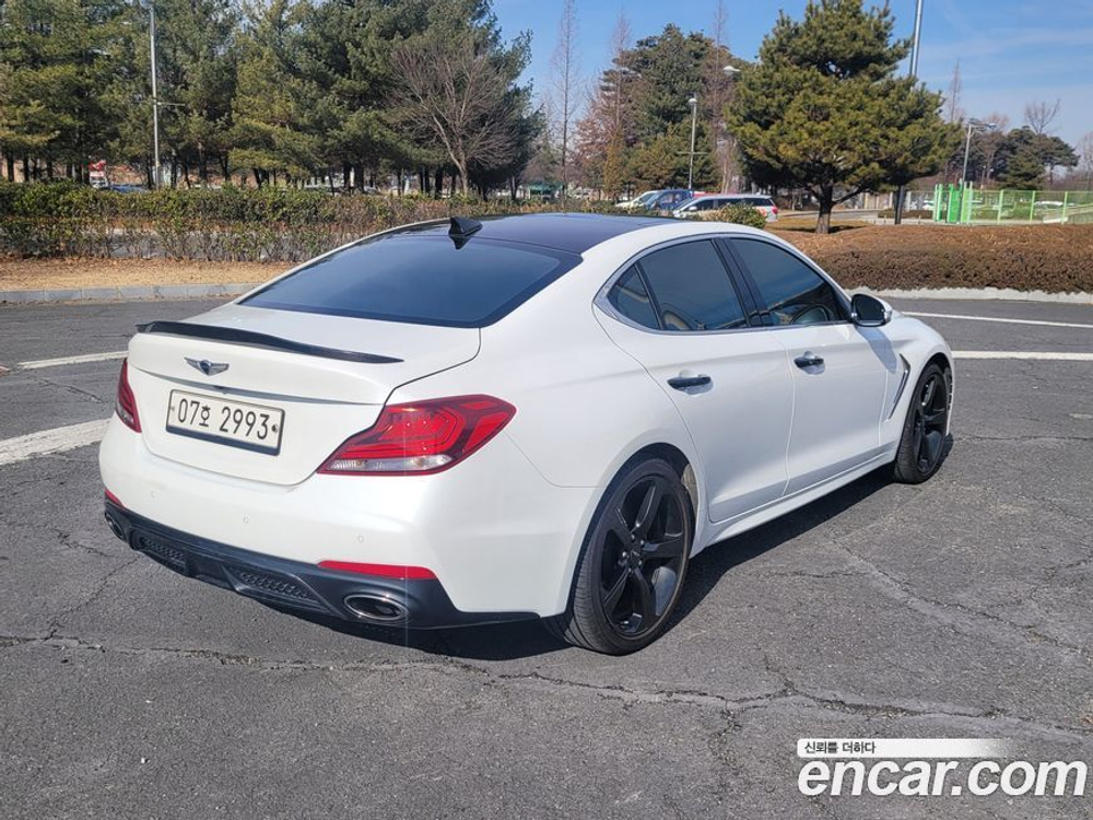 Genesis G70 2.0T AWD (12.2019)