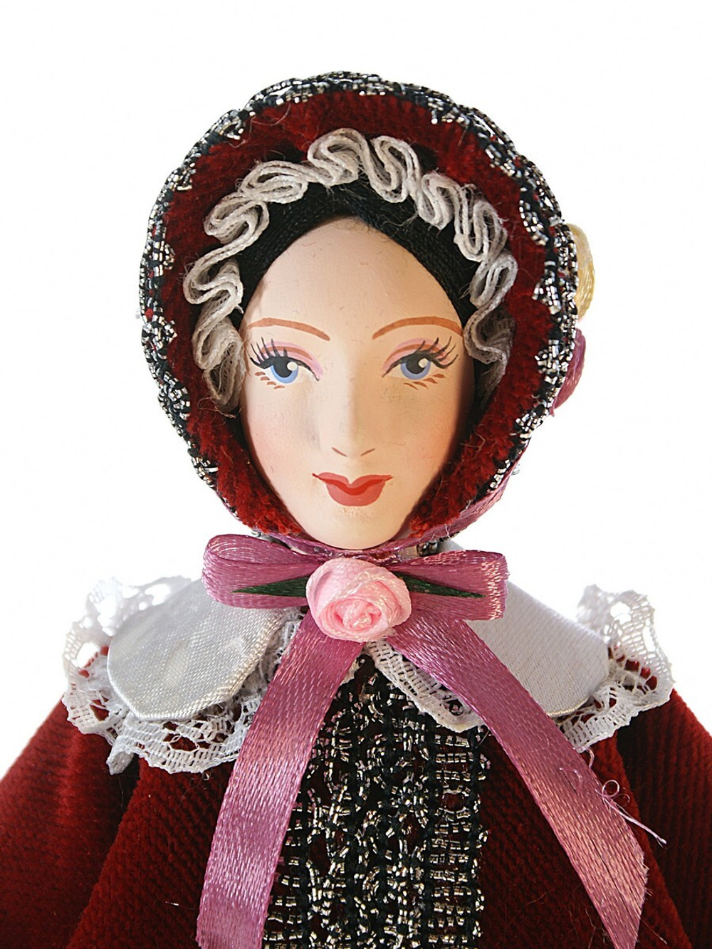 Кукла коллекционная Дама в бархатном салопе 19 века