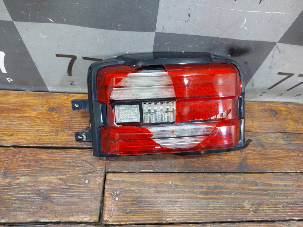 Фонарь задний левый с дефектом Tank 300 21-нв Б/У Оригинал 4133106XKM01B