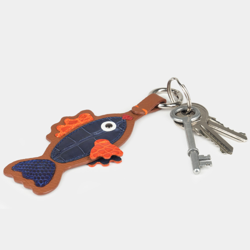 Брелок Poisson из кожи теленка цвета карамель