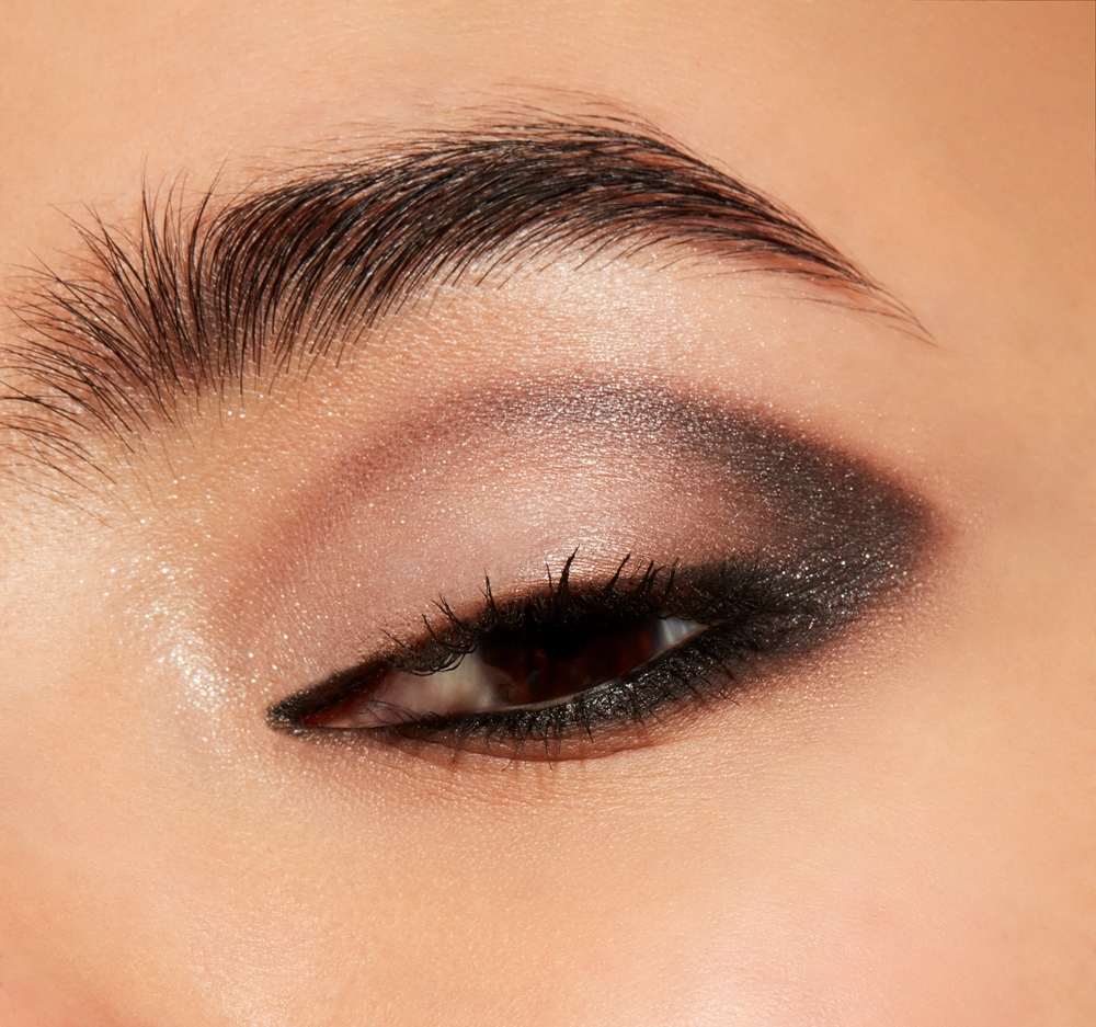 MAC Cosmetics Connect In Colour Eye Shadow Palette 6 shades - палитра теней для век, 6,25 g