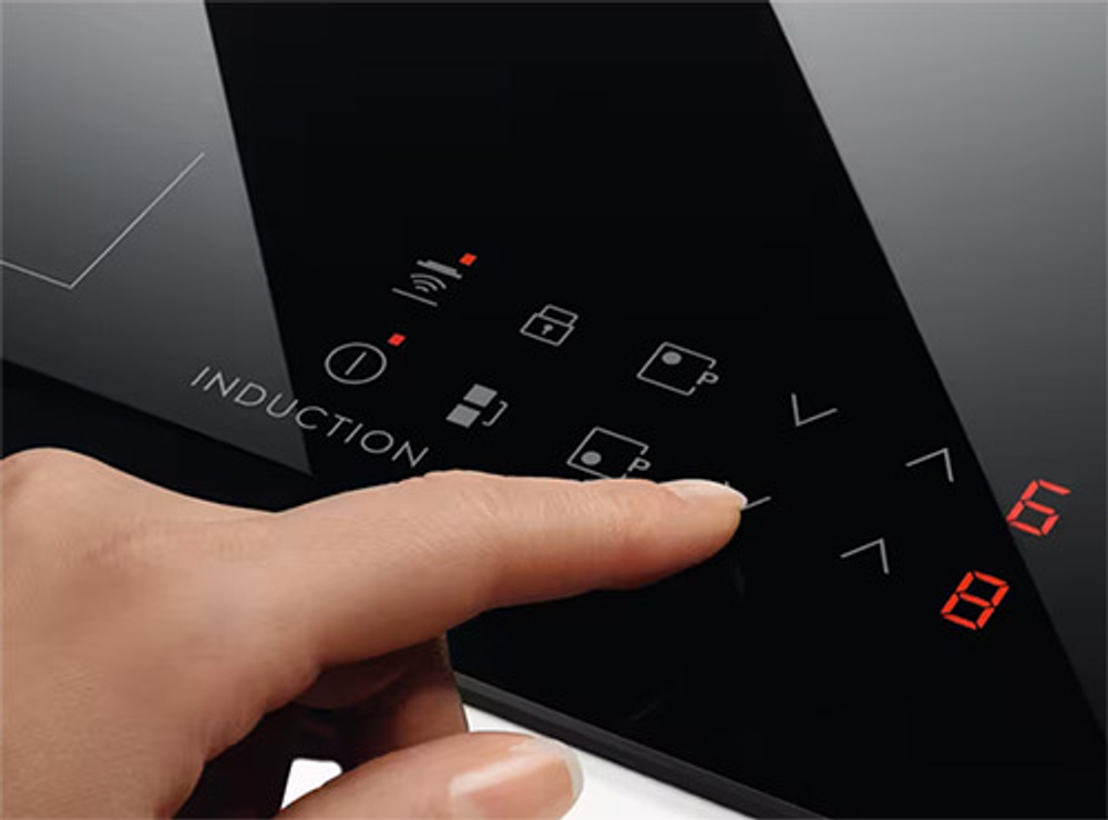 Электрическая варочная панель Electrolux LIL61434C