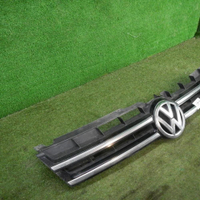 Решетка радиатора VW Touareg 2 NF (2010-2014)