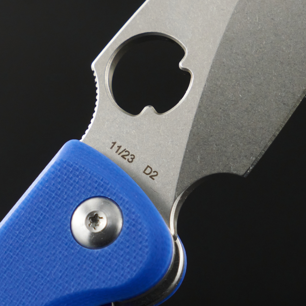 Нож Sting Mini Blue SW D2