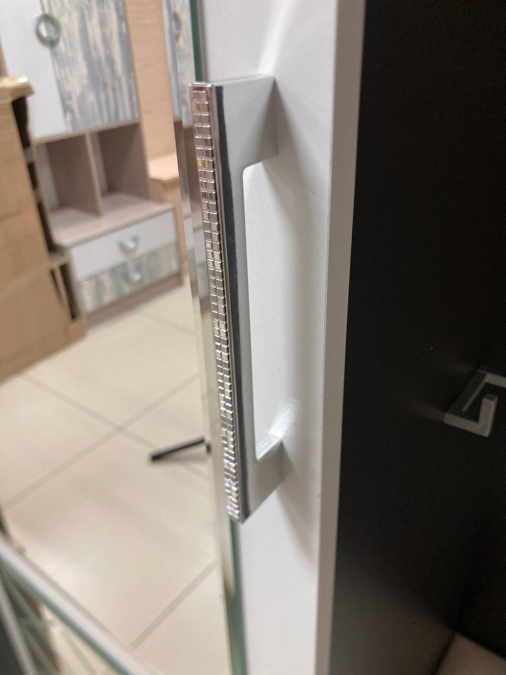 Прихожая Варда графит/белый