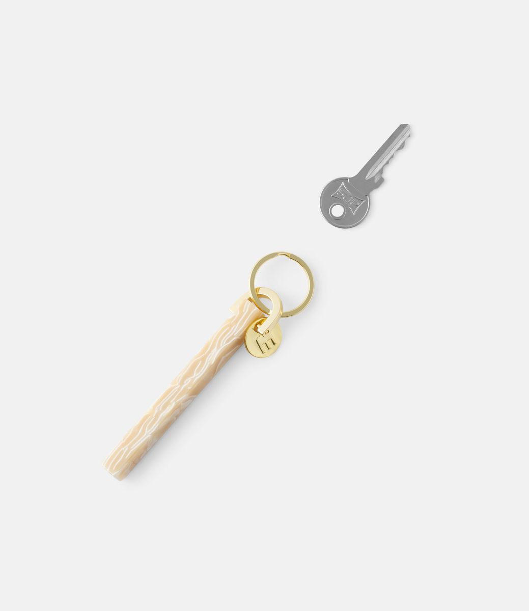 Machete Bar Keychain in White Shell — брелок из ацетата
