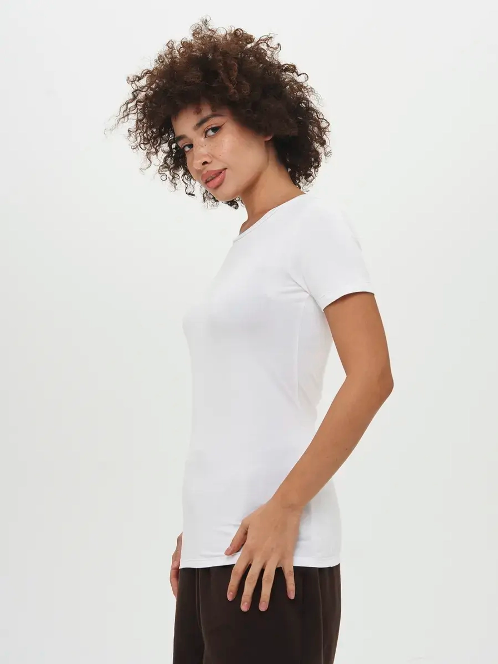 Футболка облегающая однотонная