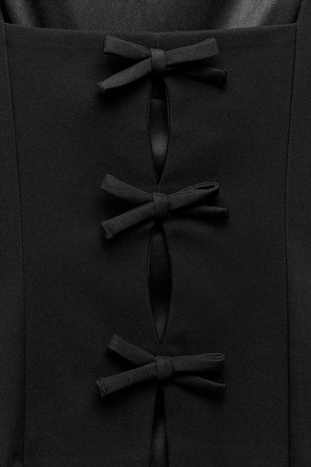 ZARA ТОП ИЗ ЭЛАСТИЧНОЙ ТАКНИ С БАНТАМИ, ЧЕРНЫЙ