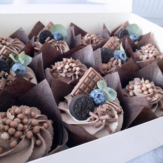 Капкейки 12 шт Black Edition