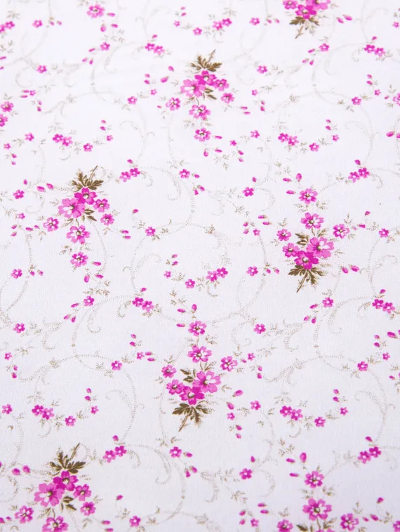 Атлас-стрейч бельевой, суфле, молочная карамель, айвори