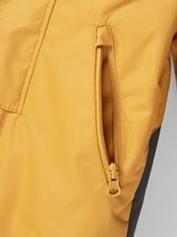 Комбинезон демисезонный "Горчица"