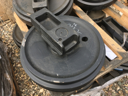 Колесо направляющее JCB JS200LC/JS205/JS210LC/JS215LC HSB (Ленивец)