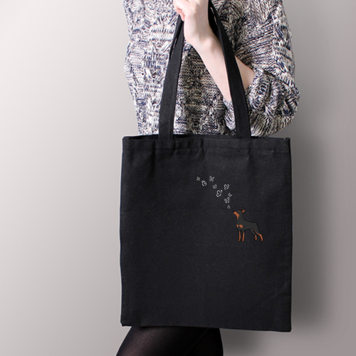 Тканевая сумка "Цвергпинчер и бабочки""