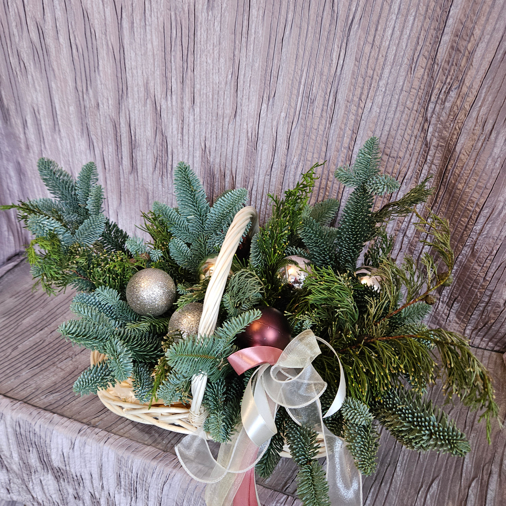 Подарочная корзина к новому году и рождеству