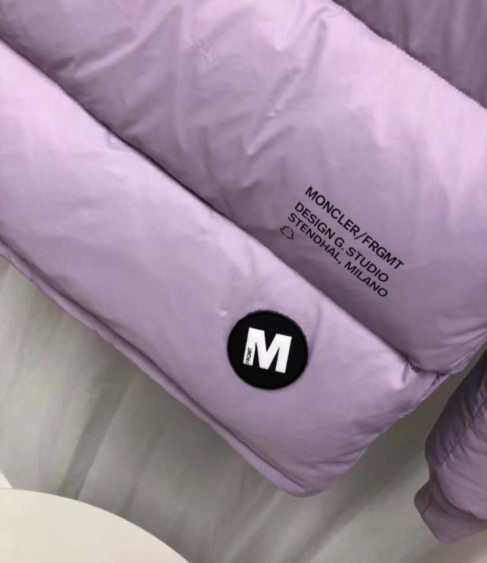 Пуховик Moncler