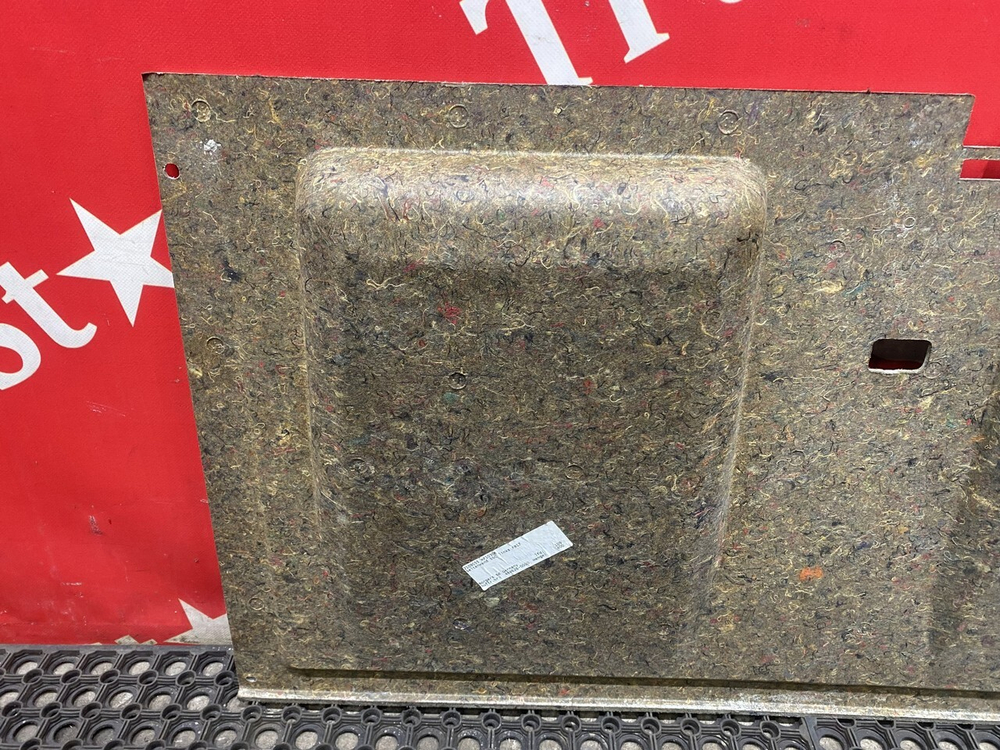 Обшивка салона левая 2018г