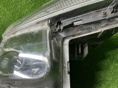 Фара правая Kia Seltos (2019-2025) галоген