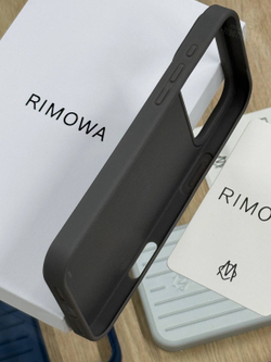 Чехол на iPhone 17 Pro Max Rimowa