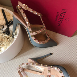 Valentino Rockstud Pumps 10 cm