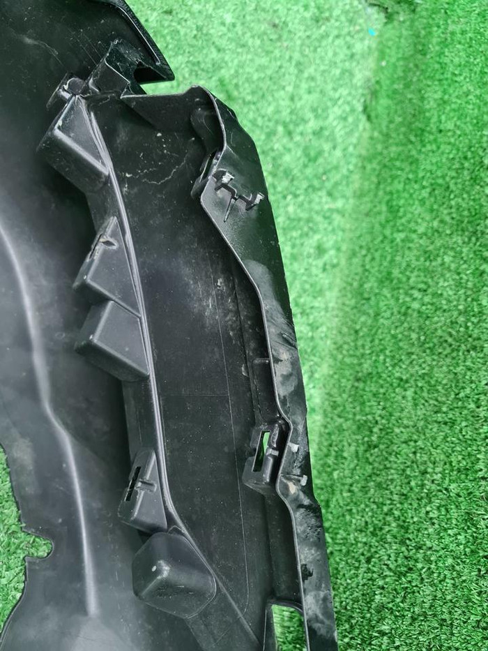 Юбка заднего бампера Toyota Land Cruiser 300 21-нв