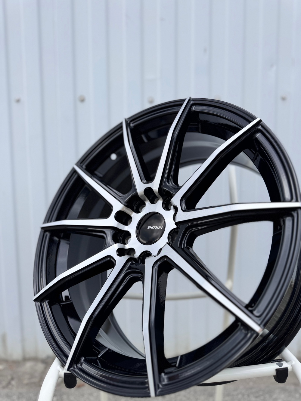 Диск Литой Shogun S10 7.0 х R17 5x108/112 ET38 BMF