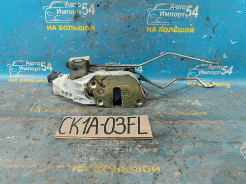 Замок двери передней левой MITSUBISHI LANCER 1998