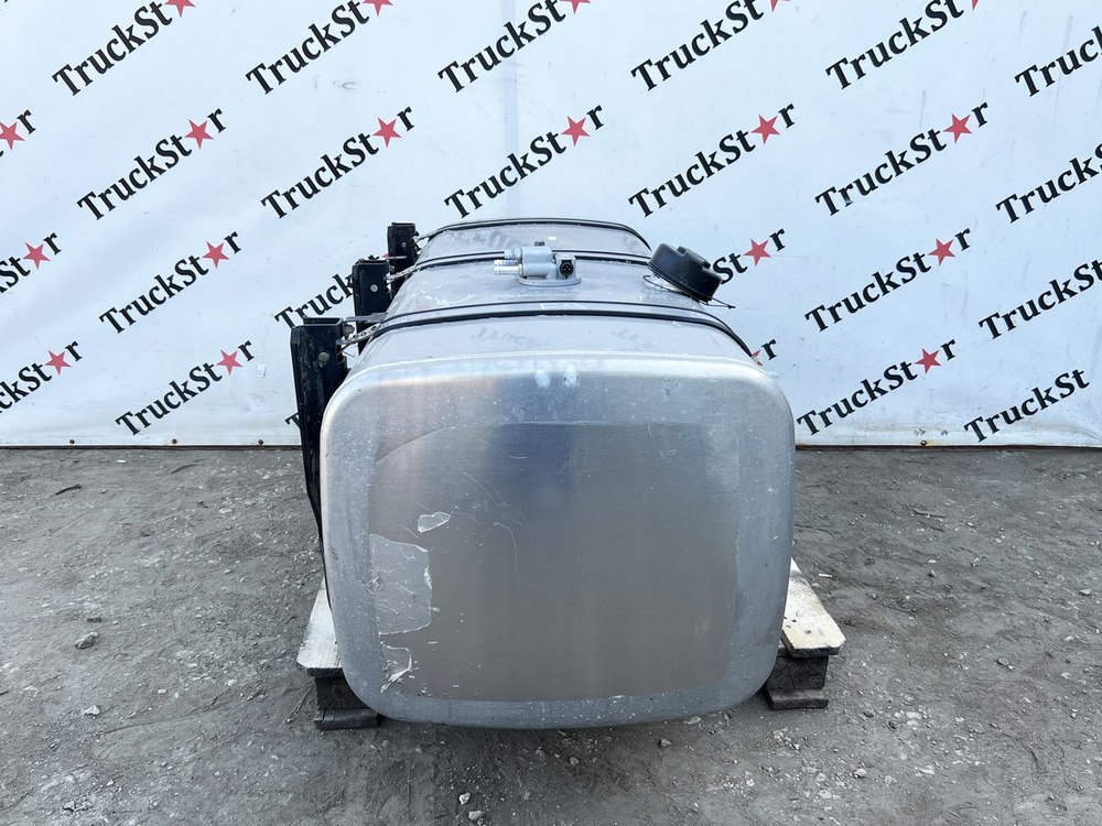 Бак топливный 700L 2023г