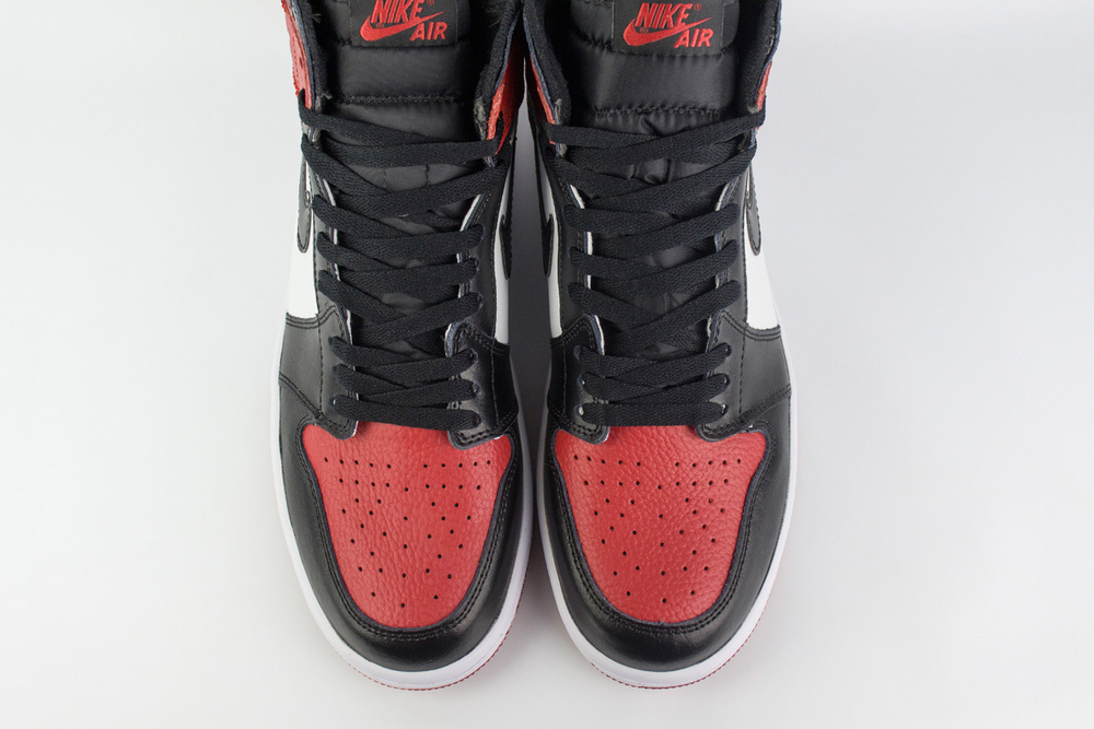 Кроссовки Nike Air Jordan 1 Bred Toe 2018 Wmns