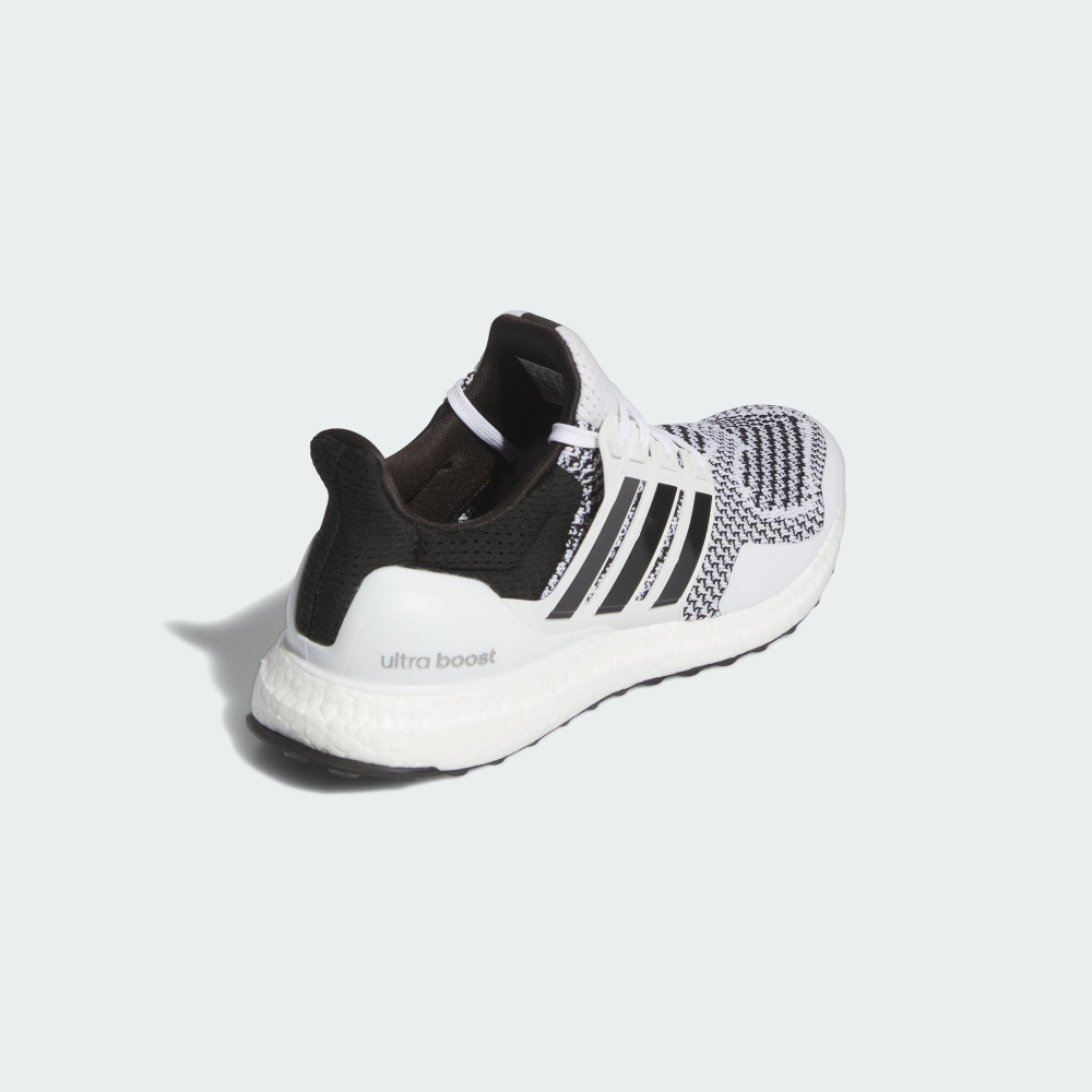 Кроссовки adidas Ultraboost 1.0