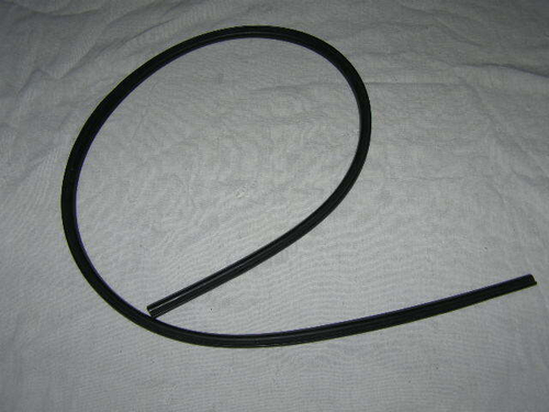 Уплотнитель задн. стекла /1118/ (БРТ)