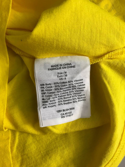 Топ Bench яркий, маркировка М, визуально 46 размер