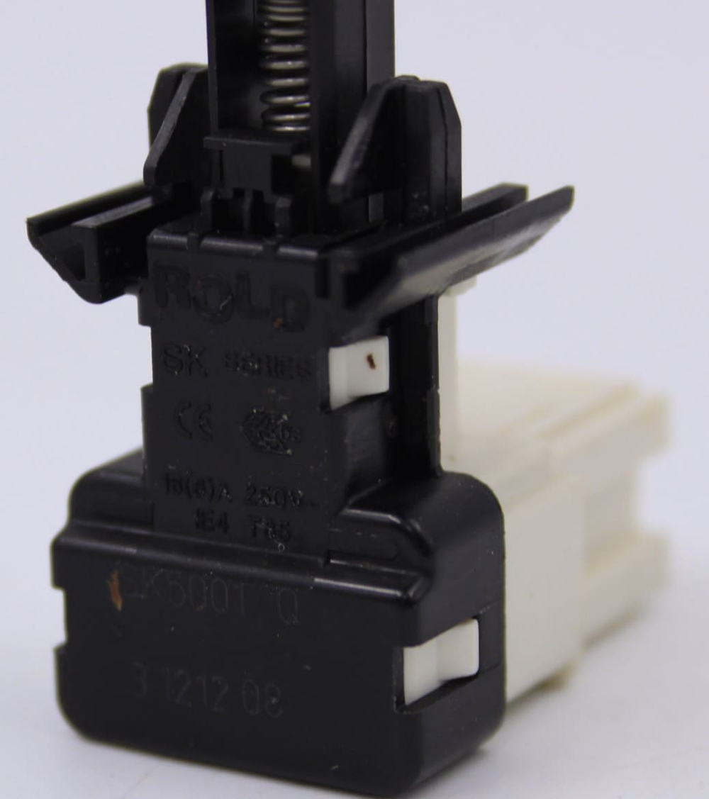 Кнопка сетевая 1732090100 SK5001 посудомоечной машины Beko