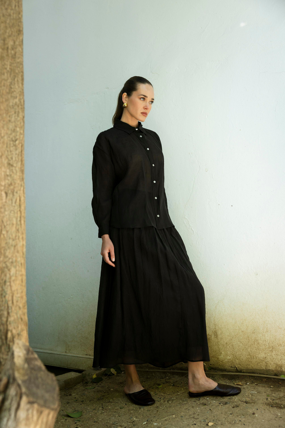 Костюм с юбкой в макси длине