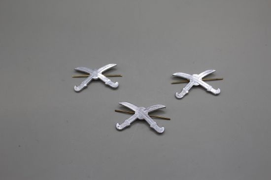 Эмбл. петл. мет. Казачество (сабли без подковы), серебр.