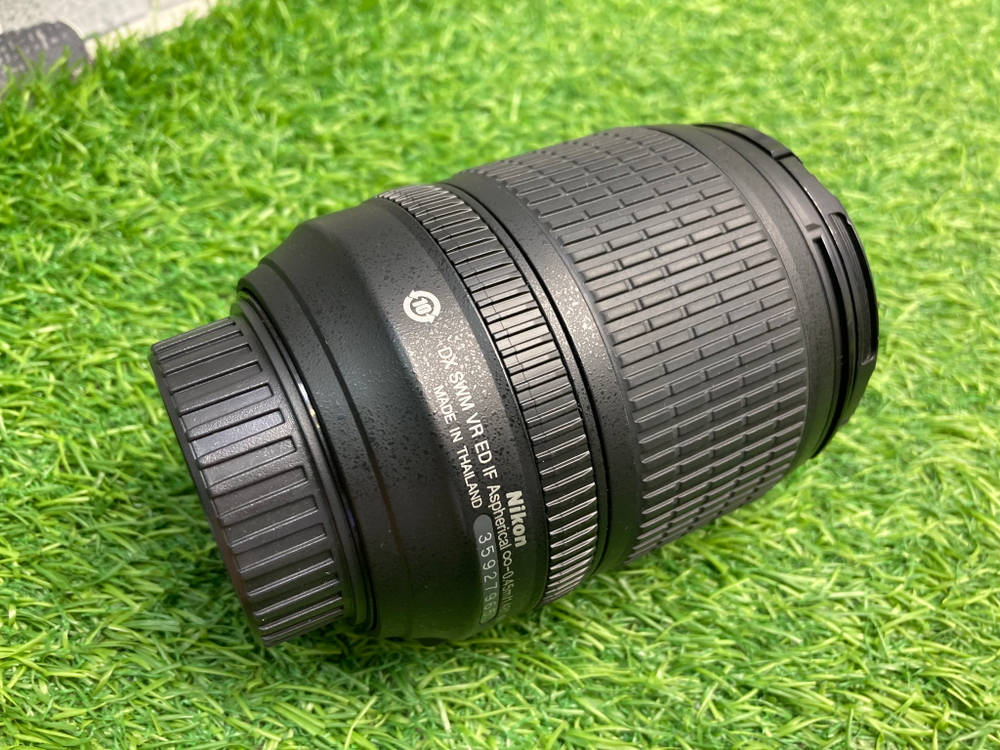 Nikon 18-105mm 3.5-5.6G AF-S ED DX VR Nikkor