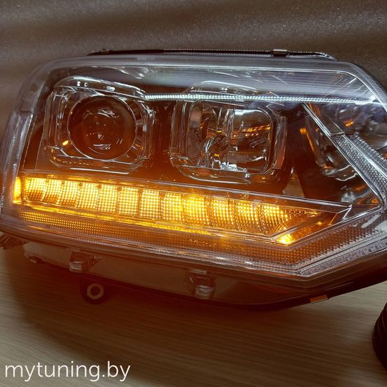 Передние фары Tru DRL для Volkswagen T5 (10-15) динамические хромированные