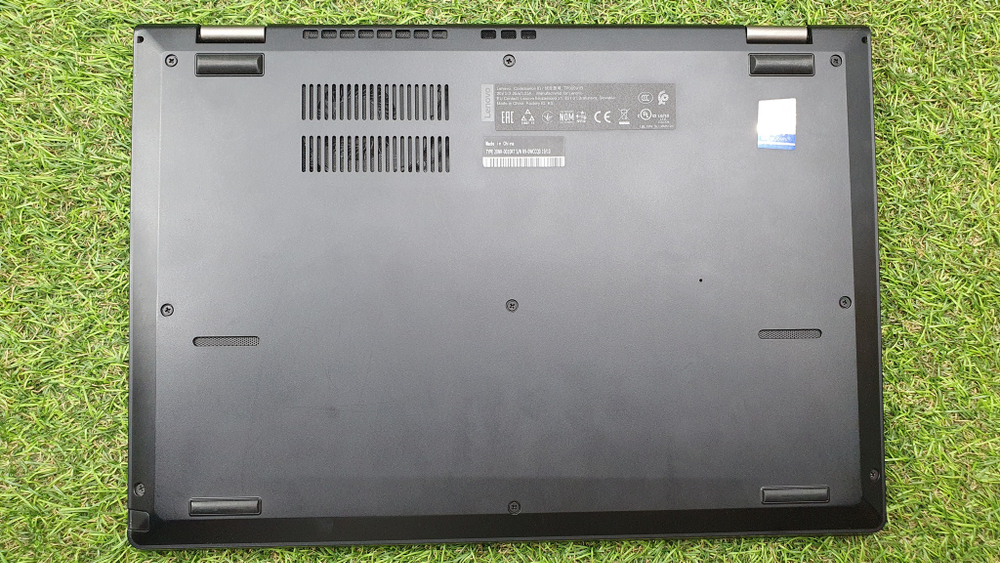 Ультрабук Lenovo i3-8/4 Gb/FHD покупка/продажа