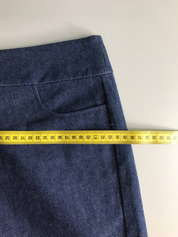 Шорты свободного кроя, визуально на 44 размер