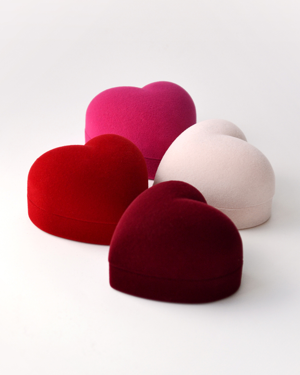 Футляр-сердечко для подарочного комплекта кольца и серёг