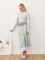 БАЗОВЫЙ ТОНКИЙ РЕМЕНЬ С ТРЕУГОЛЬНОЙ ПРЯЖКОЙ ЗАМША СЕРЫЙ