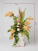 Напольная композиция из искусственных растений и цветов