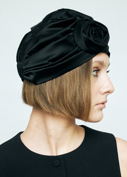Шелковая чалма с декором в форме цветка