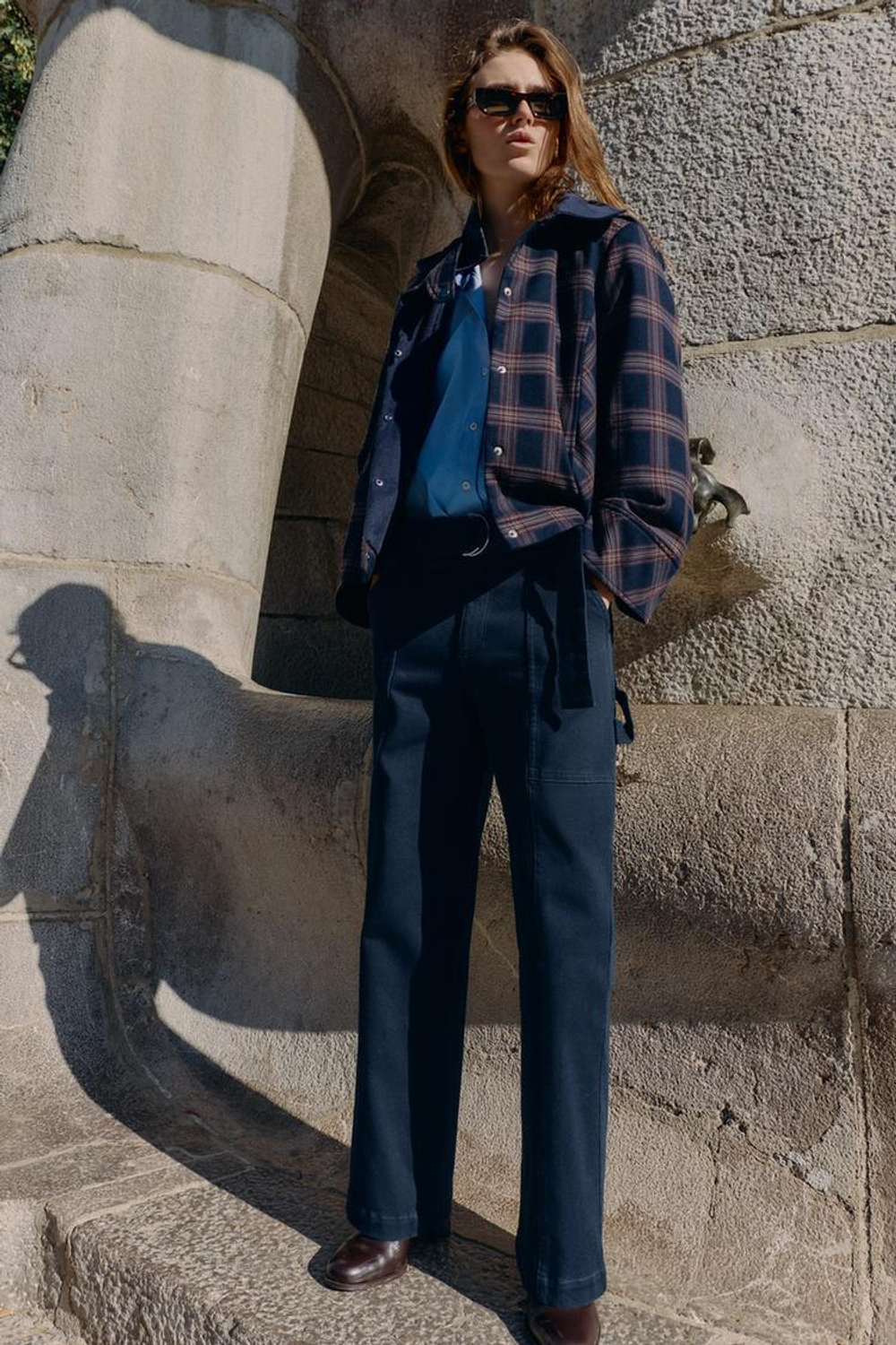 ZARA СТЕГАНАЯ КУРТКА В КЛЕТКУ С КАПЮШОНОМ, КРАСНЫЙ/ТЕМНО-СИНИЙ