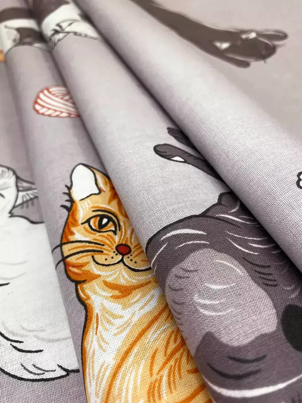 Наволочка комплект 2шт перкаль Сказка "Kitties" 45х45 см на молнии