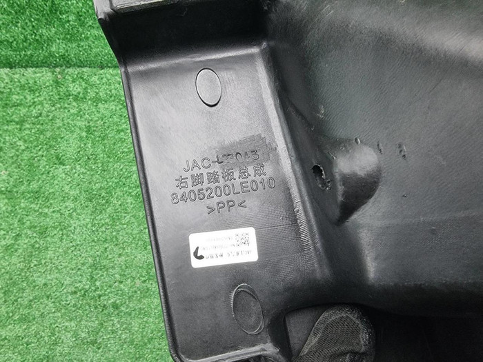 Подножка правая JAC N75 (2014-н.в.)