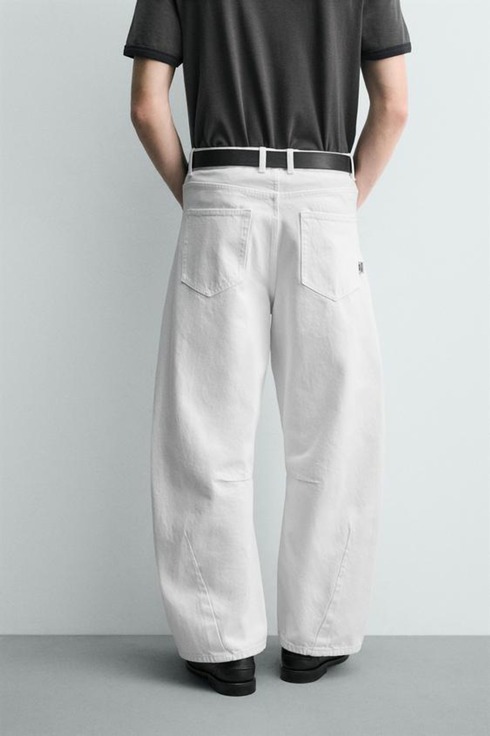 ZARA БРЮКИ BARREL FIT, БЕЛЫЙ