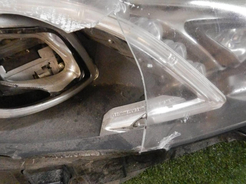 Битая Фара правая Mercedes E W212 (2013-2016) LED