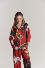 Шелковая блуза с кантом - новогодние лошади