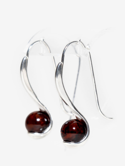 Серебряные серьги с натуральным темно-бордовым янтарем. Калининградский янтарь серьги