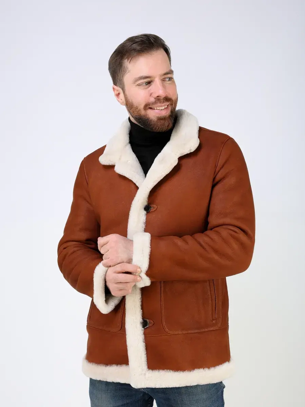 Дубленка зимняя куртка натуральная с капюшоном